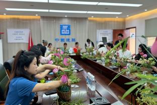 前美国国脚：虽然苏亚雷斯只剩半个膝盖，但他仍将改变迈阿密国际